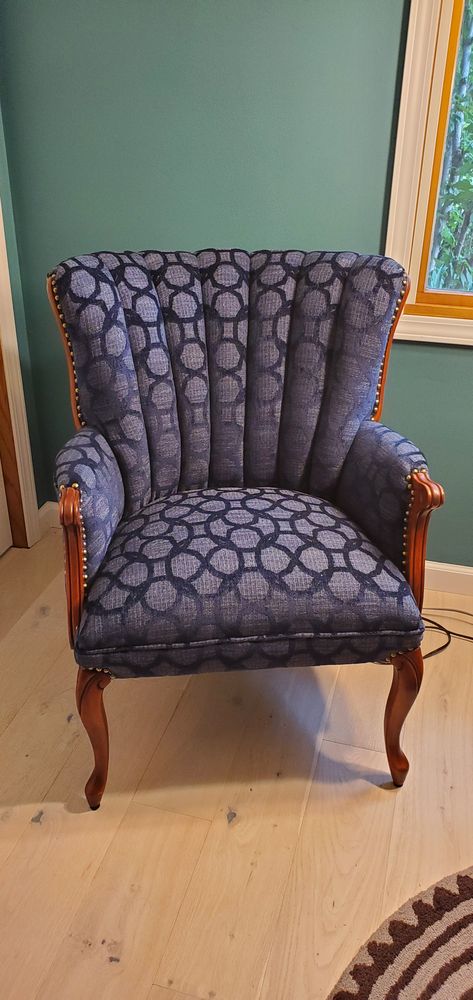 D S Custom Design & Upholstery - upholstery in Schaumburg, IL