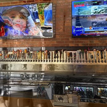 The Union Draft House - 100 beer selection on tap - Sports Bars Near Me - El Paso, Texas The Union Draft House - 100 beer selection on tap - Sports Bars Near Me - El Paso, Texas