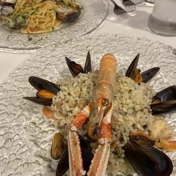 Il Vagone - Seafood Risotto - Italian Near Me - Venezia, VE Il Vagone - Seafood Risotto - Italian Near Me - Venezia, VE