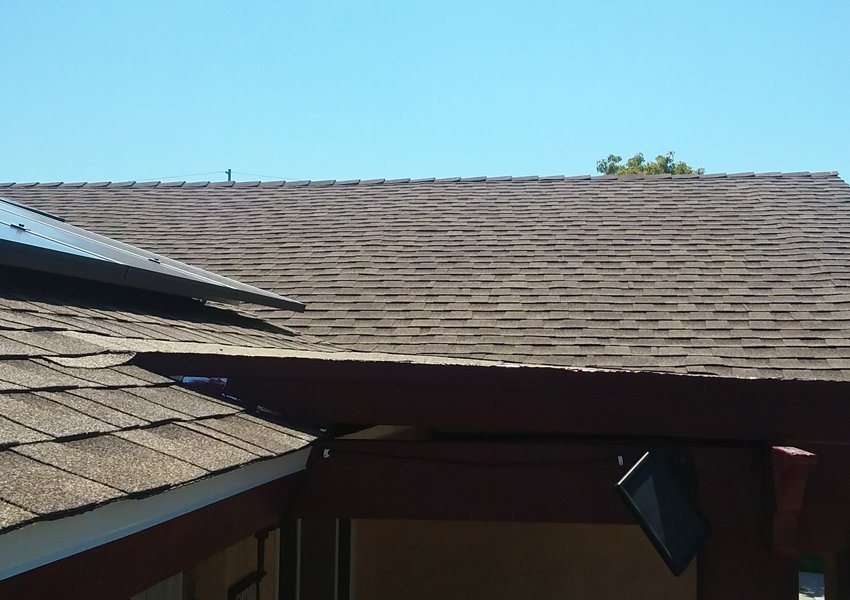 Slide of Alfredo's Roofing