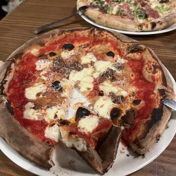 Fat Olives - Fennel sausage and the pizza from triple D. Best pizza ever. I'm from Queens I've had my fair share of pizza. Holy cow. - Pizza Near Me - Flagstaff, Arizona