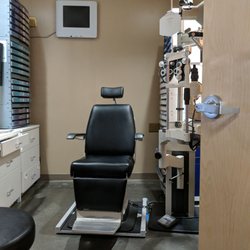 McMahill Gregory B OD - The exam room