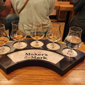Maker's Mark Distillery - Tasting - Tours Near Me - Loretto, Kentucky
