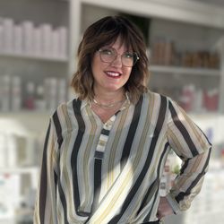 Jules & Zoa Statement Style Salon - Jules, owner/stylist