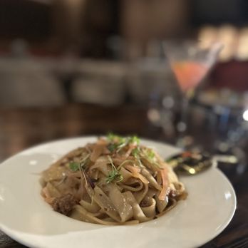 Saffron Lounge - bo chay cay noodles - Asian Fusion Near Me - Las Vegas, Nevada Saffron Lounge - bo chay cay noodles - Asian Fusion Near Me - Las Vegas, Nevada