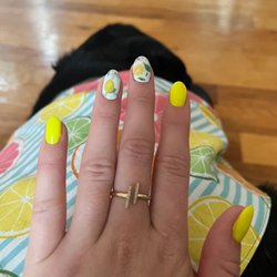 Genuwynn Nail Art