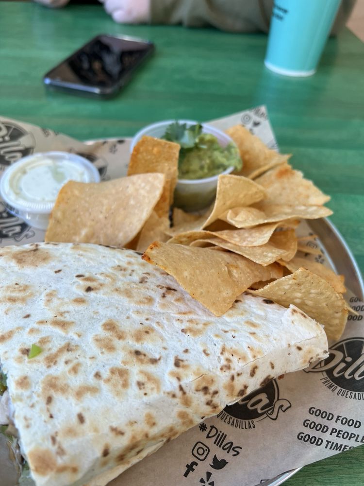 Dillas Quesadillas Logo
