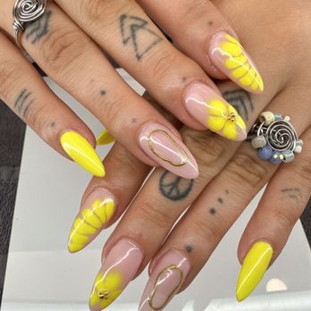 Posh Nail Bar - Nail Salons Near Me - Costa Mesa, California Posh Nail Bar - Nail Salons Near Me - Costa Mesa, California