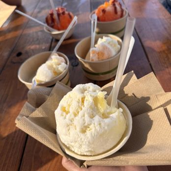 JoJo's Shave Ice - Pog'd, tropical breeze amd makai shaved ice - Ice Cream & Frozen Yogurt Near Me - Waimea, Hawaii
