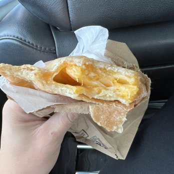 Pikalo South Lawrence - Ice Cold - 4 cheese empanada - Dominican Near Me - Lawrence, Massachusetts