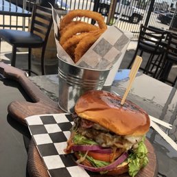 Killer Queen Burger