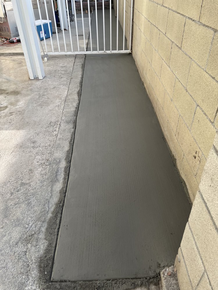 Slide of Joe’s Roofing & Paving