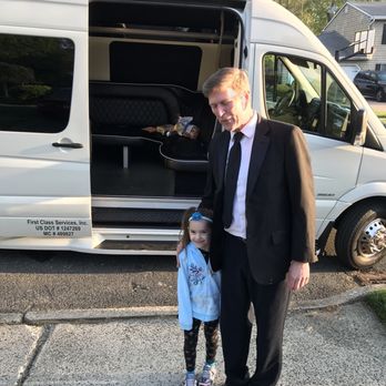 First Class Limousine - Limos Near Me - Englishtown, New Jersey First Class Limousine - Limos Near Me - Englishtown, New Jersey