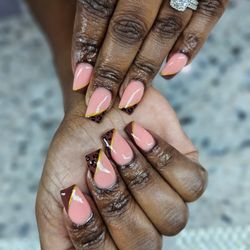 Cloud 9 Nail Lounge