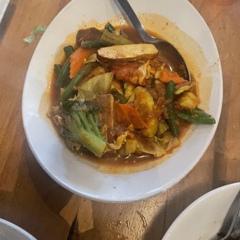 Rangoon Ruby - (C) Mixed Vegetable Curry - Asian Fusion Near Me - Palo Alto, California