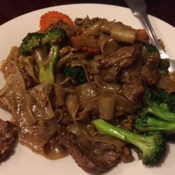 Sizzling Thai Kitchen - Beef Pad See Ew - Thai Near Me - Downey, California