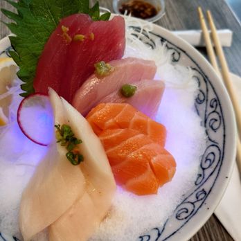 Momi Sushi - Assorted sashimi. - Japanese Near Me - Los Angeles, California Momi Sushi - Assorted sashimi. - Japanese Near Me - Los Angeles, California