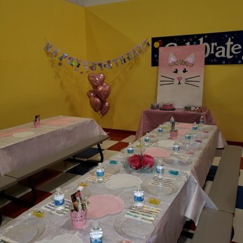 Jump!Zone Niles - Decorate your party room. Your coordinator will help you set up - Indoor Playcenter Near Me - Niles, Illinois