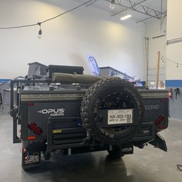 Awesome Opus off road trailer ! Awesome Opus off road trailer !