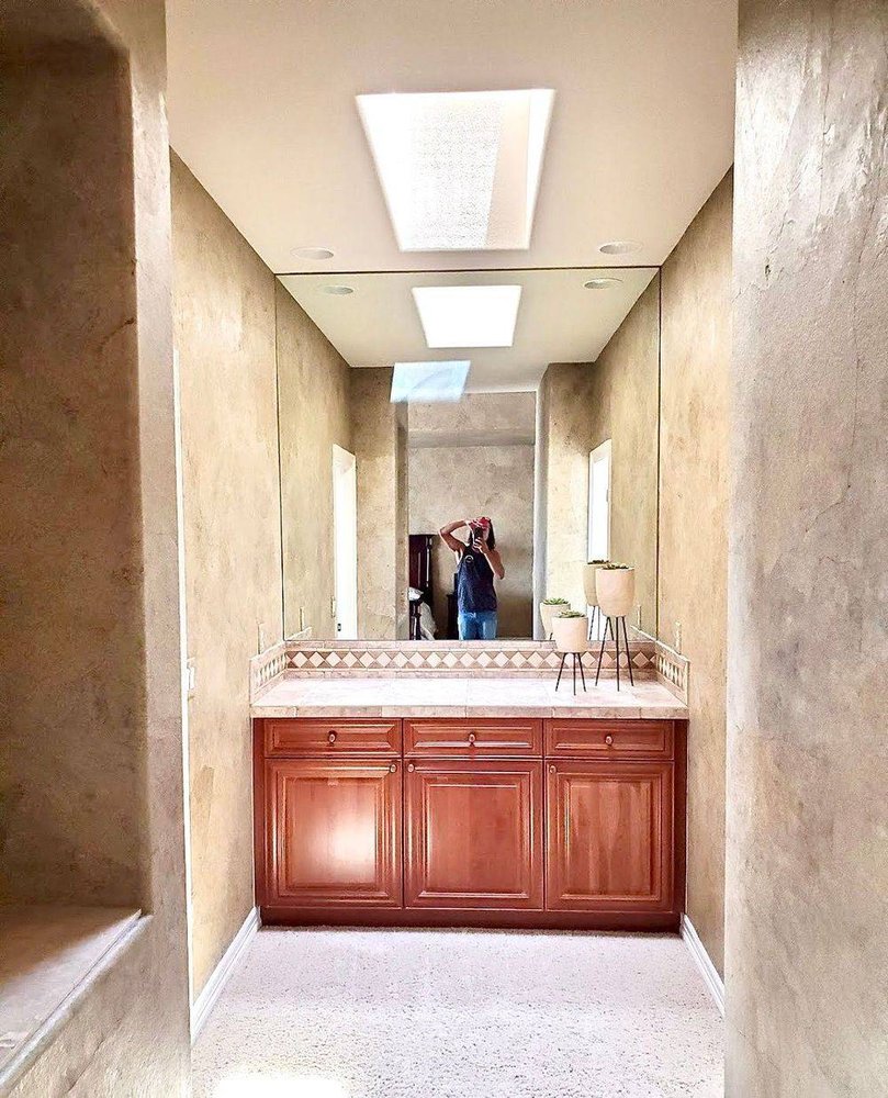 Slide of D&G Contracting