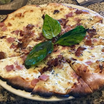 bellagreen - Dale's Pizza - New American Near Me - Houston, Texas bellagreen - Dale's Pizza - New American Near Me - Houston, Texas