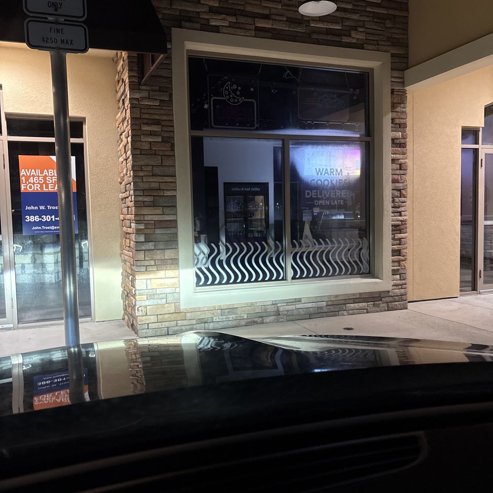Insomnia Cookies - Bakeries Near Me - Daytona Beach, Florida