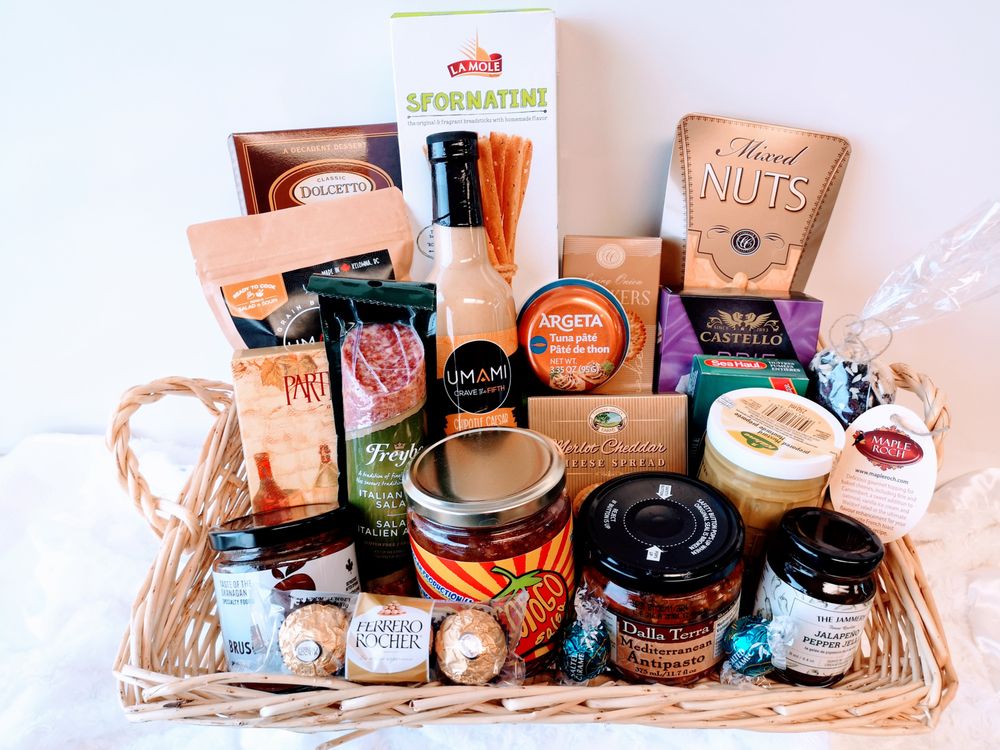 KELOWNA BASKETS Updated May 2024 Request Information 10 Photos