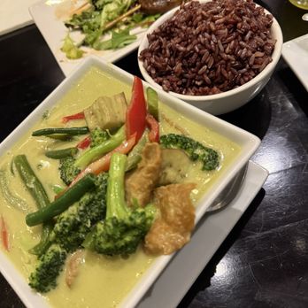 Ve Station - Green Curry (GF) (Spicy) - Vegan Near Me - Sherman Oaks, California Ve Station - Green Curry (GF) (Spicy) - Vegan Near Me - Sherman Oaks, California