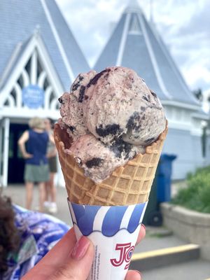 Bread & Pickle by null