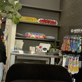 Paliskates - Skate Shops Near Me - Santa Monica, California Paliskates - Skate Shops Near Me - Santa Monica, California