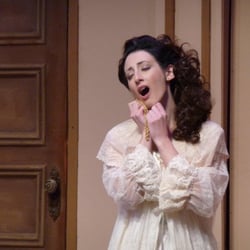Belinda performing with the Arizona Lyric Opera Theatre.
