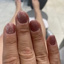 V Nails & Spa - Right hand