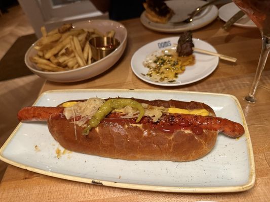 Dom’s Taverna Santa Barbara by null