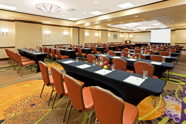 Holiday Inn Clark - Newark Area by IHG by null