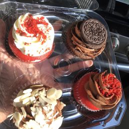 Red velvet with cream cheese and chocolate frostings, chocolate with chocolate almond frosting, chocolate with chocolate and Oreo frosting Red velvet with cream cheese and chocolate frostings, chocolate with chocolate almond frosting, chocolate with chocolate and Oreo frosting