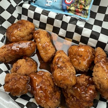 Plank-Inn - 1/2 lb Caribbean jerk boneless wings - Restaurants Near Me - Plankinton, South Dakota Plank-Inn - 1/2 lb Caribbean jerk boneless wings - Restaurants Near Me - Plankinton, South Dakota