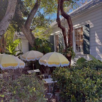 Cafe Moka - Outdoor seating - Coffee & Tea Near Me - Tavernier, Florida