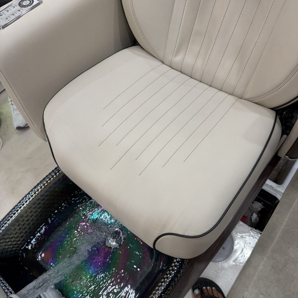 Chloe Nail and Spa - Massage chair - Nail Salons Near Me - Clovis, California Chloe Nail and Spa - Massage chair - Nail Salons Near Me - Clovis, California