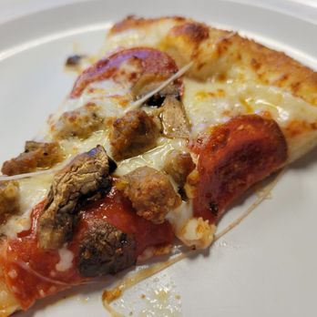 Pizza Fanzz - I have found my happy pizza place! Generous toppings, lots of cheese, tasty, tender crust. - Pizza Near Me - Norco, California Pizza Fanzz - I have found my happy pizza place! Generous toppings, lots of cheese, tasty, tender crust. - Pizza Near Me - Norco, California