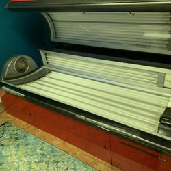Beach Body Tanning - Gold bed