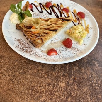 Out of the Blue - Apple tart - Seafood Near Me - Dingle, Kentucky