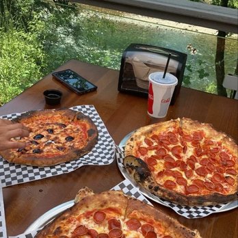 Cascadia Pizza - Best pizza with the best view and the best service! - Pizza Near Me - Maple Valley, Washington