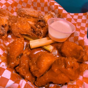 Wings 'N More - Original Buffalo Style Chicken Wings & Garlic Parm Wings - American Near Me - Austin, Texas Wings 'N More - Original Buffalo Style Chicken Wings & Garlic Parm Wings - American Near Me - Austin, Texas
