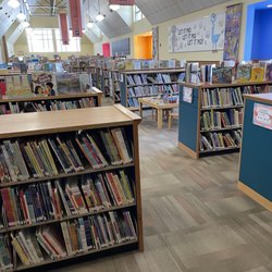 Gere Branch Library - HUGE Childrens area