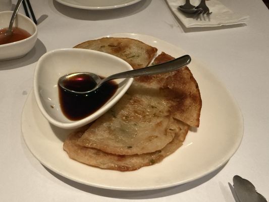 Land of Plenty：best;sichuan restaurant/food/cuisine;restaurants;chinese/asian food;soup;dan dan noodles;Downtown;nyc by null