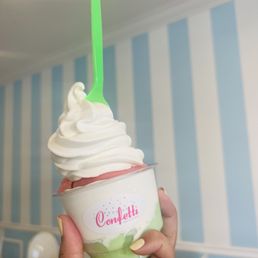 Custard on top, strawberry (top), and green jolly ranchers (bottom) Custard on top, strawberry (top), and green jolly ranchers (bottom)