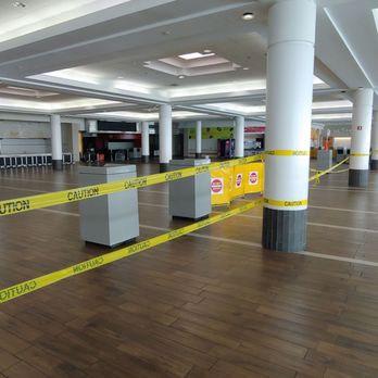 Broadway Commons - Broadway Mall (Hicksville) Food Court. February 7, 2026 - Shopping Centers Near Me - Hicksville, New York