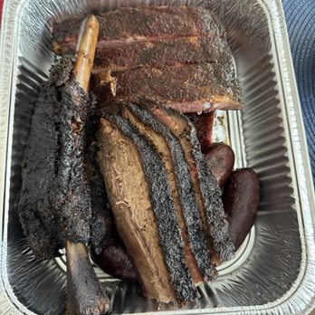 Smokemade Meats + Eats - Beef rib, pork ribs, jalapeño sausage, beef brisket - Barbeque Near Me - Orlando, Florida Smokemade Meats + Eats - Beef rib, pork ribs, jalapeño sausage, beef brisket - Barbeque Near Me - Orlando, Florida