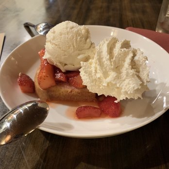 Sego Restaurant - Strawberry shortcake - New American Near Me - Kanab, Utah