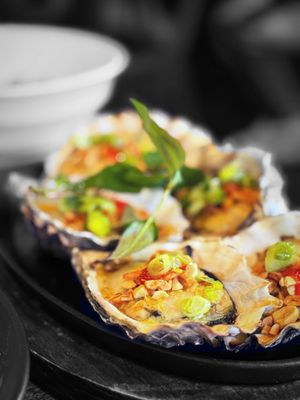 Hem by LeQuy by null